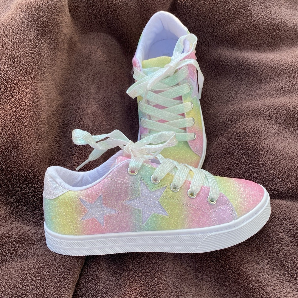 NWOT Girls Shoes